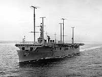 1963069503 USS Wright after conversion to a command ship 17 Jun 1963