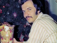 1975121107 Dick Wray : Christmas Day, Moline, IL : Darla Hagberg,Darin Wray