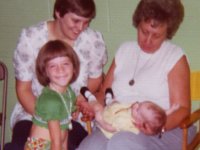 1977 08 004 Rita-Baby & Lillian DeClerck-Darla Hagberg - : Darla&#39,Darla Hagberg