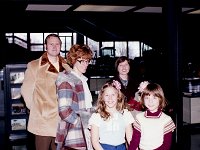 1978124008 Christmas with Pat-Paul-Carrie Phillips of Kansas - East Moline IL