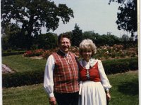 1985000144 Darel-Betty-Darla Hagberg - East Moline IL : Thornbloom Family Reunion