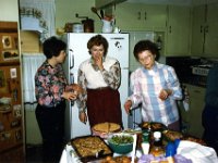 1986000108 Hagberg - East Moline IL : Lorraine McLaughlin,Betty Hagberg,Bonnie Wray