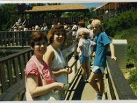 1987060018 Betty & Darla Hagberg - Mattias Moell - St Louis MO