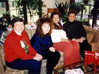 1988000720 Darrel-Betty-Darla Hagberg - East Moline IL : Betty Hagberg,Darla Hagberg,Laura Hagberg DeHaven
