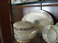 2007076005 Bettys Poole Plate Collection - Moline IL
