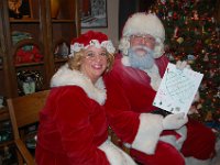 2009126069 Darrel & Betty Hagberg Family - Christmas Eve - Moline IL : Moline IL, Christmas Eve : Mrs Claus,Emma Poprocki