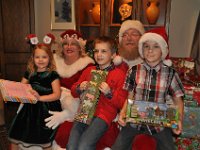 2015126056 Christmas Eve at the Hagbergs - Moline IL