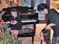 2016123001 Christmas Eve at the Hagbergs - Moline IL