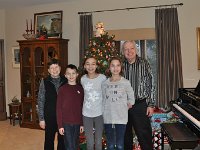 2016124004 Christmas Day at the Hagbergs - Moline IL