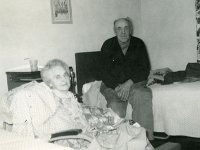 1959122003  Aunt Kate Lound Sinn and Jim Sinn- Moline IL