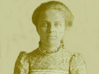 1874051001B Nellie Maria Reed - abt 17 years