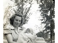1942101002 Lorraine & Betty McLaughlin - Moline IL