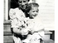 1945041004 Lorraine & Betty McLaughlin  - Moline IL