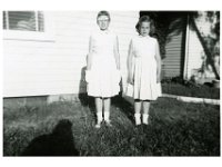 1960071010 Bonnie & Becky McLaughlin - Moline IL