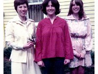 1976041003 Betty Hagberg - Kathy - Becky Dexter - Easter - Moline IL