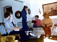 1981121009 Lorraine McLaughlin - Betty & Darla Hagberg - Christmas - Moline IL