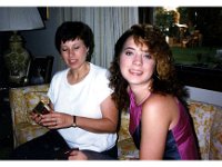 1986091001 Betty & Darla Hagberg - East Moline IL