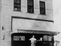 1925071001A Leonard Nelson - Grocery Store - 23rd Ave Moline IL