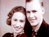 1939049001 Mary and Richard Pete Peterson - April 15