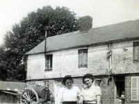 1942086501 Bertha Aubet - Laura & Marie-Jeanne Forret
