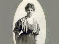 1909051001a Anna Olivia Thornbloom - Moline Il