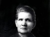 1914111008 Anna Haft Thornbloom