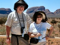 2005021341 Ayers Rock, Australia (February 11 - 12, 2005) : Darrel Hagberg