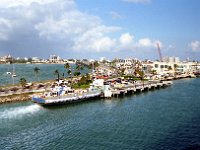 1988031019A Darrel-Betty-Darla Hagberg - Bahama Cruise Vacation