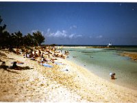 1988031080 Darrel-Betty-Darla Hagberg - Bahama Cruise Vacation : Darla Hagberg,Betty Hagberg