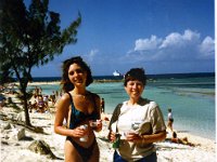 1988031086 Darrel-Betty-Darla Hagberg - Bahama Cruise Vacation