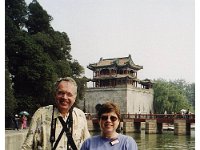 2001 06 i13 Darrel-Betty - Hutong - Beijing