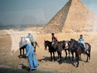 1992071106A3 Darrel-Betty-Darla Hagberg - Egypt Vacation
