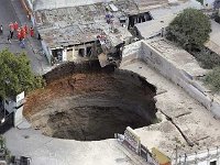 2011029607 Guatemala City Sink Hole