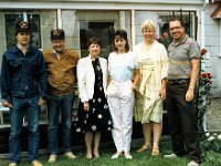1985080170 : Ernst Andersson,Betty Hagberg,Lennart Gustafsson,Helene Andersson,Mats Bondeson,Monica Bondeson,Gunilla Andersson