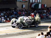 1984011054 Darrel-Betty-Darla Hagberg - Rose Bowl Parade CA