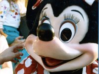 1984011098 Darrel-Betty-Darla Hagberg - Disneyland CA