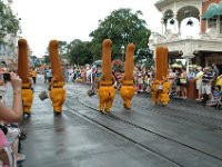 2008078595  Betty-Darrel Hagberg Darla-Angela-Isabella-Alexander Jones Disney World