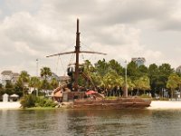 2011061286 Angela-Isabella-Alexander Jones - Disney World - Buena Vista FL