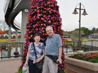 2013031729 Angela-Bella-Alex-Darla-Jones Betty-Darrel Hagberg Epcot Buena Vista FL - Mar 20