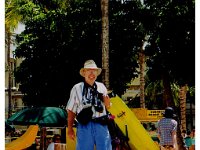 2001 06 B01 Darrel on Waikiki