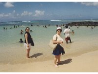 2001 06 B16 Darla-Betty in Waikiki