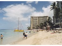 2001 06 B28 Darla-Betty in Waikiki