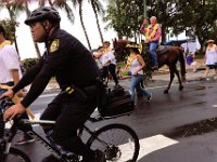 2017062737 Parade along Waikiki Beach - Honolulu - Hawaii - Jun 10