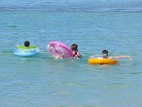 2017061483 Swimming on Waikiki Beach - Honolulu - Hawaii - Jun 05