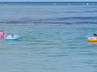 2017061486 Swimming on Waikiki Beach - Honolulu - Hawaii - Jun 05