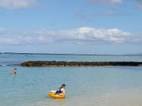 2017061488 Swimming on Waikiki Beach - Honolulu - Hawaii - Jun 05