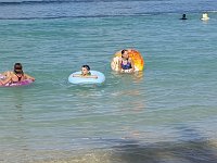 2017061496 Swimming on Waikiki Beach - Honolulu - Hawaii - Jun 05