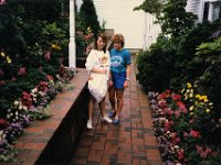 1986070154 Betty & Darla Hagberg - Katia DePuydt - KayDee Johnson - New York & New England Vacation : Darla Hagberg,Katia DePuydt