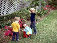 1974041095 Darrel-Betty-Darla Hagberg, Brookgreen Gardens, South Carolina (April 1974)