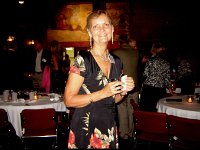 2006095039Small